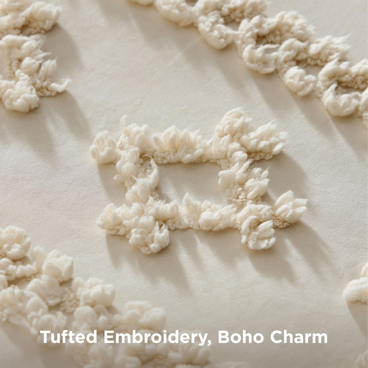 Bedsure Tufted Boho Comforter Set Queen, Bedroom Decor Bedding Set Beige | Soft Breathable Polyester,Fluffy Texture ,3 Pieces Gift For Girls Women,Marshmallow,All Seasons,Machine-washable,OEKO-TEX
