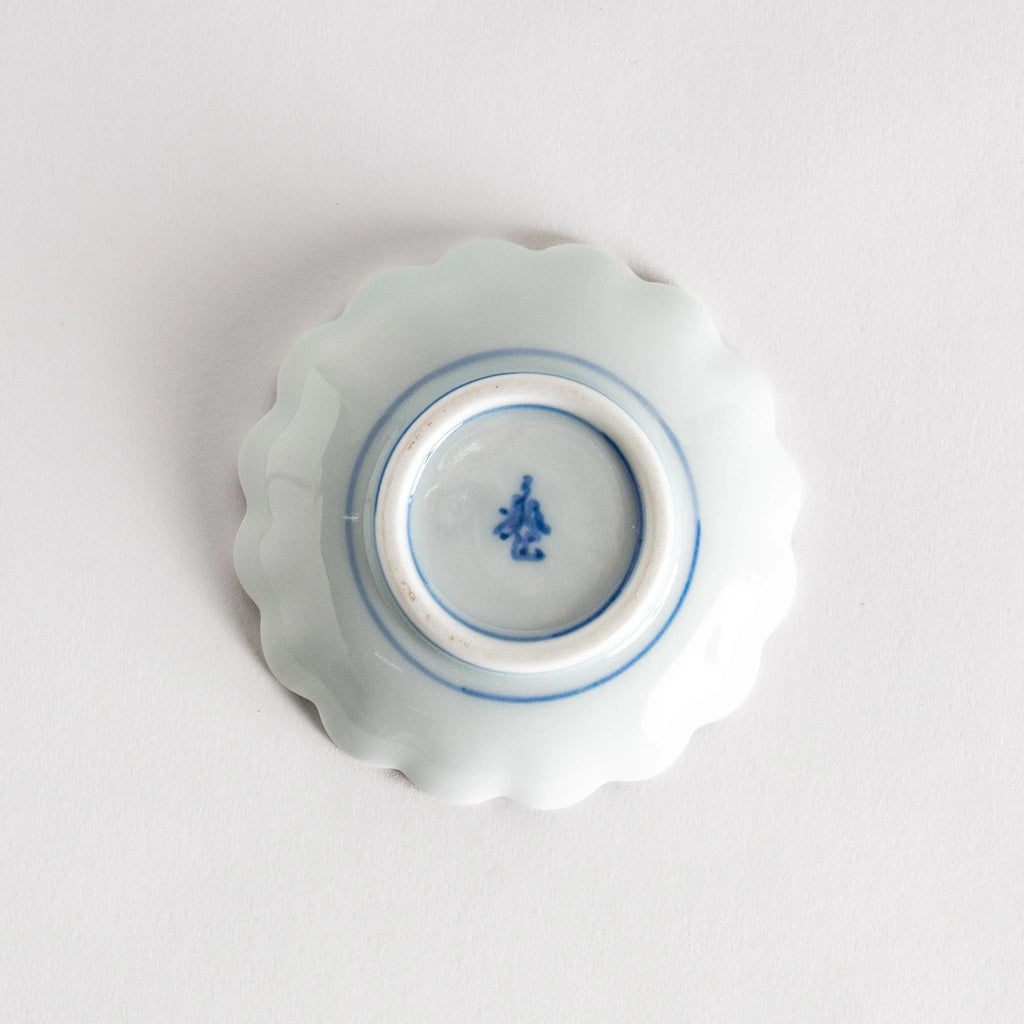 Petal Pattern Sauce Dish
