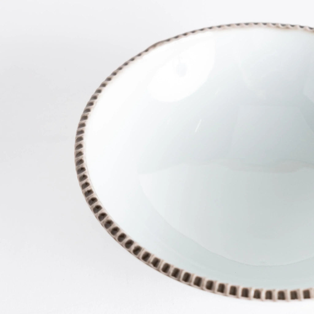 Rustic Scallop-Edged Cereal Bowl