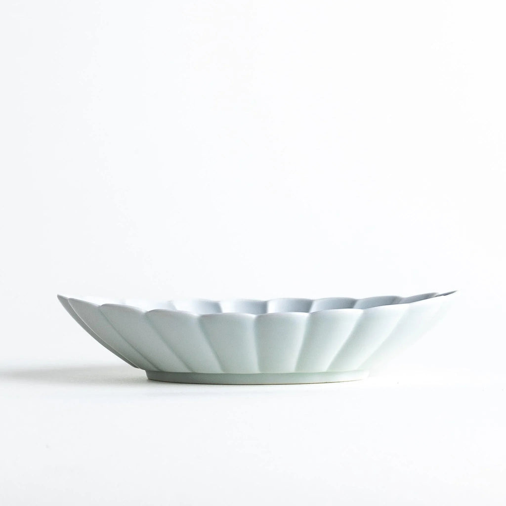 White Matte Chrysanthemum Carved Oval Pasta Bowl